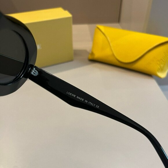 ?✨loewe  sunglasses